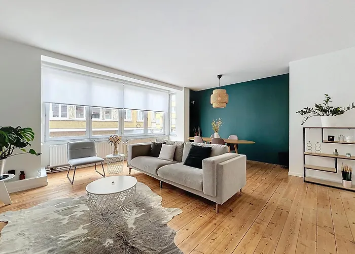 Bright And Cosy Apartment